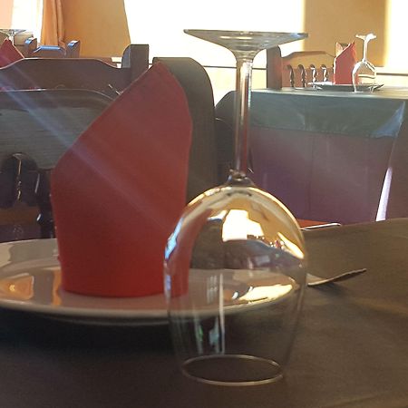 Hotel Sucara La Cortinada Ngoại thất bức ảnh